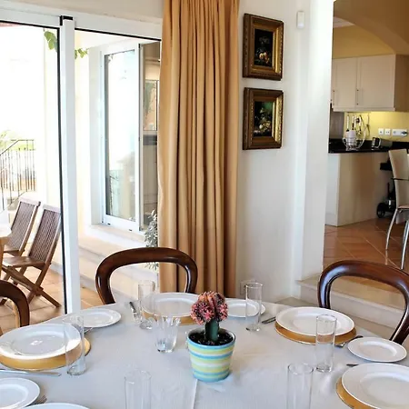 Villa Sleeps 6 Pool Wifi Palheiro Ferreiro